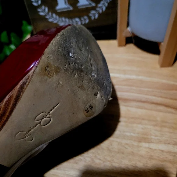 Jessica Simpson Red and Gold Heels - Picture 8 of 9